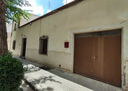 Casa/Chalet pareado En Venta Avenida Don Antonio Huertas, Tomelloso en Tomelloso