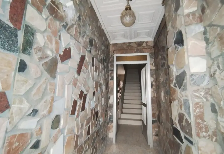Casa/Chalet pareado En Venta Calle Reverendo Eliseo Ramirez, Tomelloso en Tomelloso