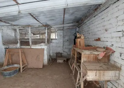 Casa solar en el centro de sierra en Tobarra
