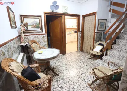 Casa totalmente equipada para entrar a vivir en el centro de Quero en Quero