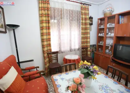 Casa totalmente equipada para entrar a vivir en el centro de Quero en Quero