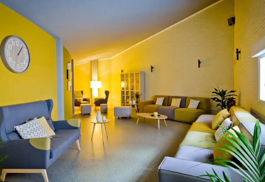 Habitación en piso compartido de 1 habitación en alquiler en Ensanche-Zabalgunea, ideal para estudiantes en Pamplona