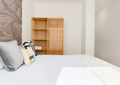 Habitación en piso compartido de 3 habitaciones en La Bresca, ideal para profesionales o estudiantes. en Málaga