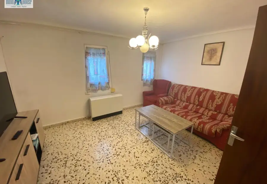 Inmohouse vende apartamento zona perpetuo socorro para inversores ref:o189 en Albacete