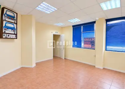 Local comercial en venta en Alovera, Guadalajara en Alovera