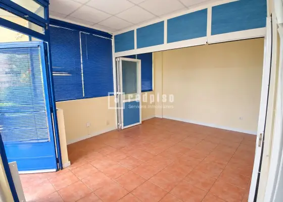 Local comercial en venta en Alovera, Guadalajara