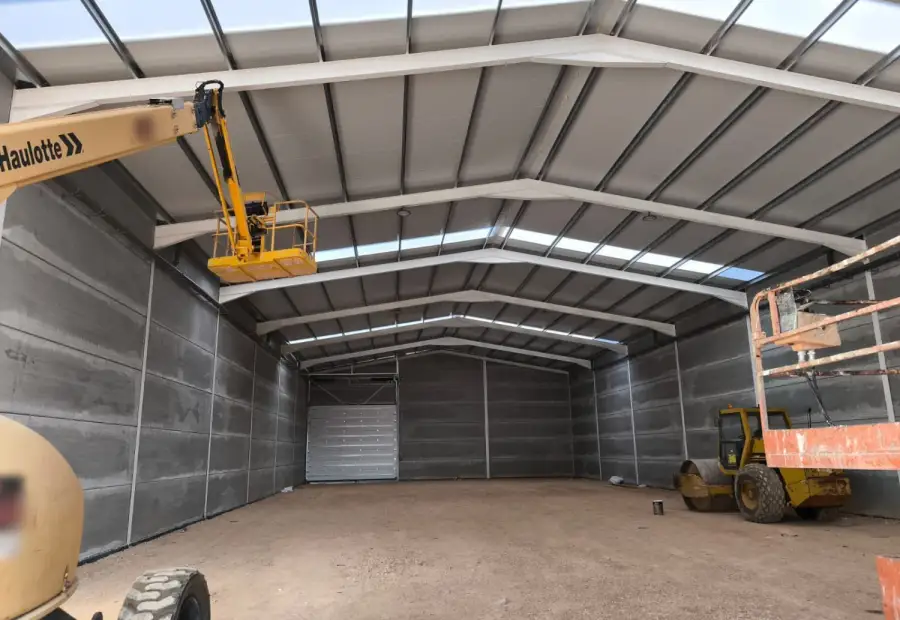 Nave Industrial en Valdepeñas, Polígono Entrecaminos en Valdepeñas