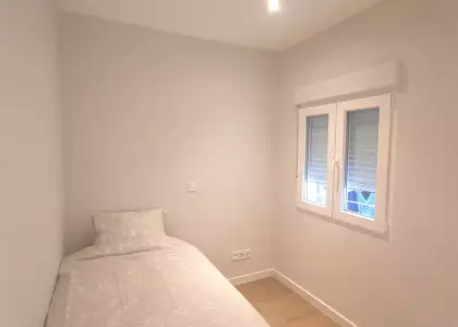 Se alquila habitación en piso compartido de 3 habitaciones en Getafe en Madrid