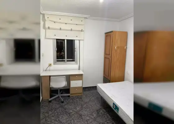 Se alquila habitación en piso compartido de 3 habitaciones en Murcia, no se permite fumar ni mascotas, gastos incluidos.