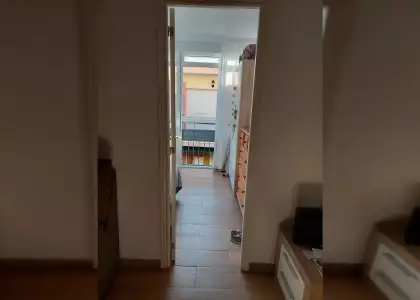 Se alquila habitación en piso compartido de 4 habitaciones en Huerta de la Reina en Córdoba