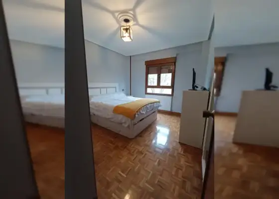 Se alquila habitación en piso compartido en Oviedo