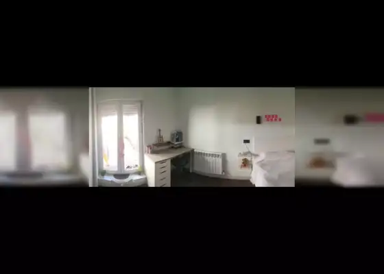 Se alquila habitación en piso de 4 habitaciones en alquiler en Salamanca