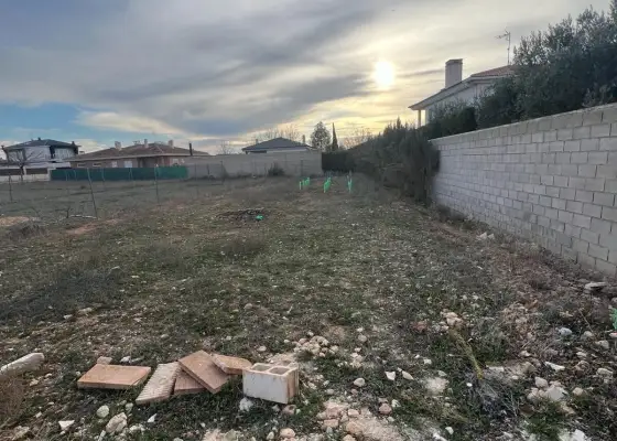 Se vende terreno urbano --- la felipa ---- en Chinchilla de Monte-Aragón