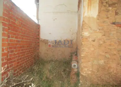 venta de terreno en Valdepeñas, CENTRO en Valdepeñas