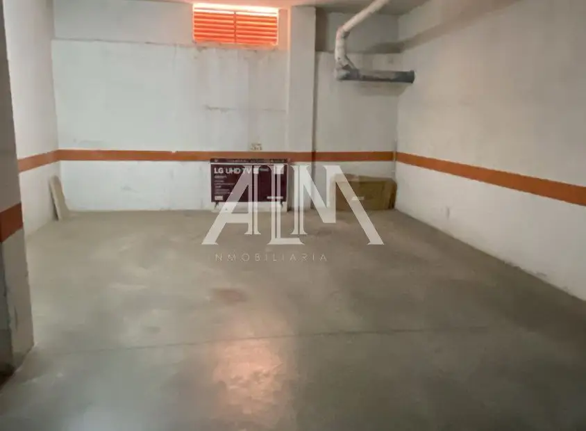 Venta Garaje Parque del PolÃ­gono, Manzanares en Manzanares